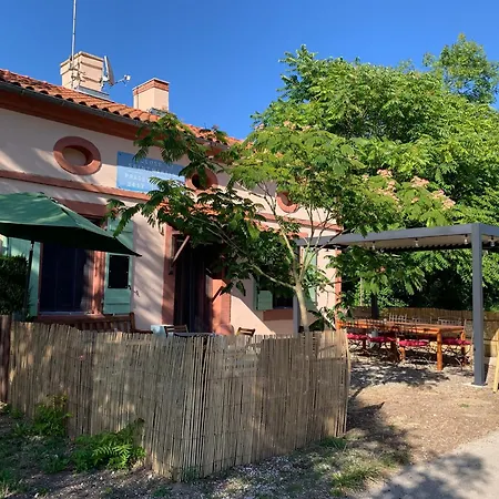 La Maison D'ecluse No17 - D'hotes 3* Кастельсарразен